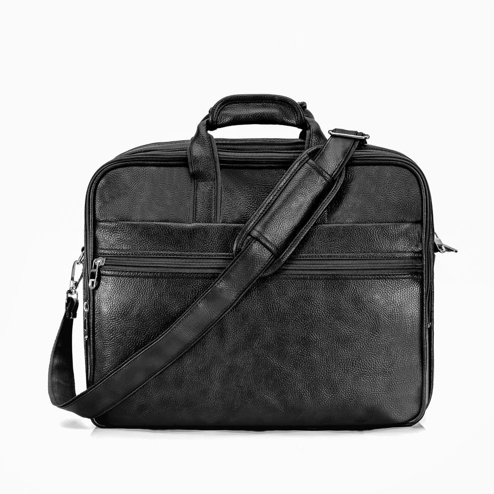 Classic Black messenger bag detail